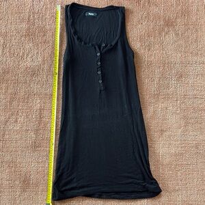 Black Sleeveless Top